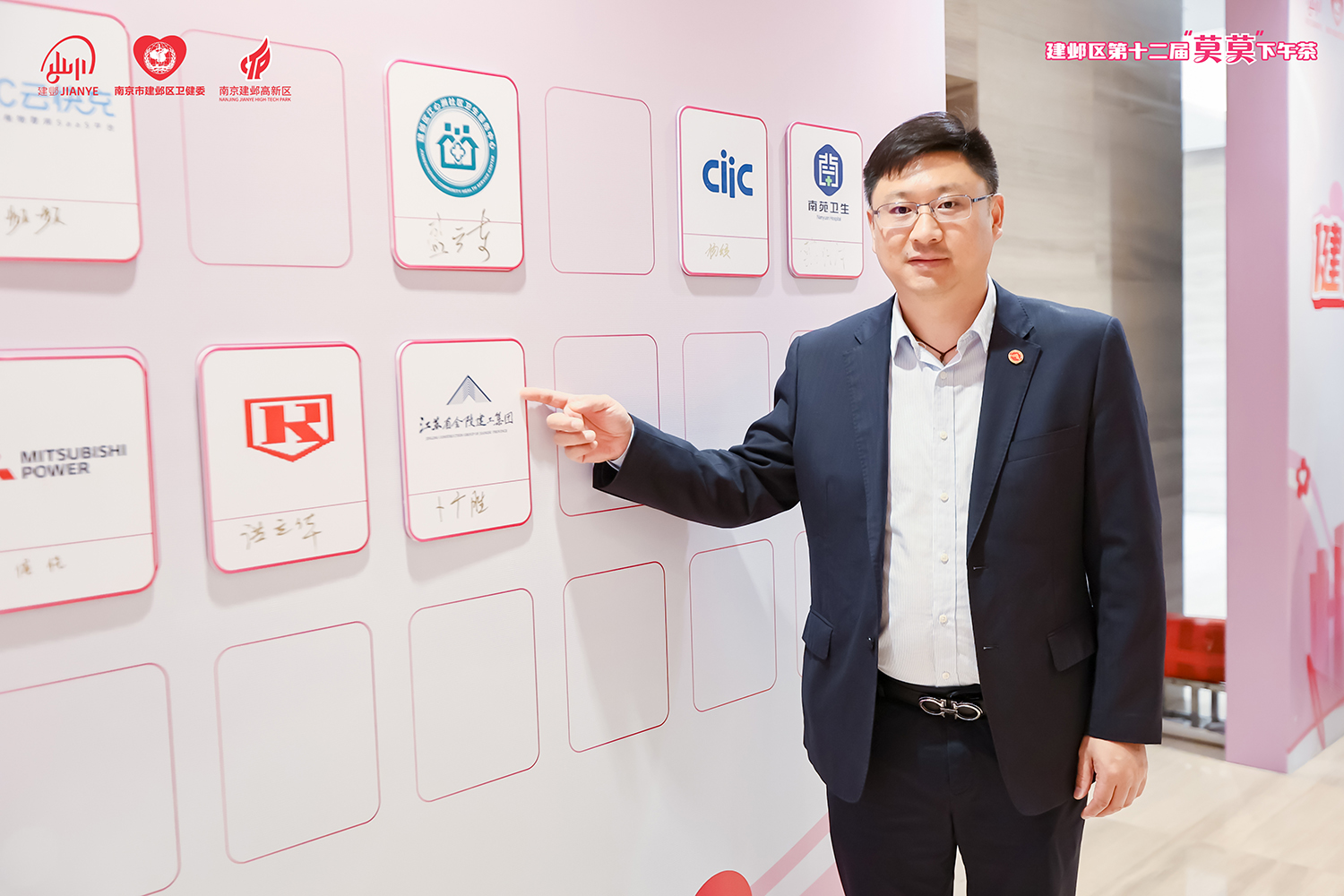 1682318469516227.jpg 3.jpg